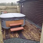 Wild Oats 6 - Yellowtop Country Park - Hot Tub - Yorkshire York